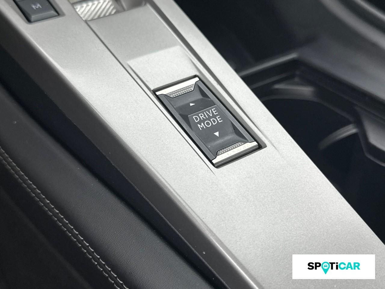 Peugeot 408 1.2 puretech 130ch s&s allure pack eat8 — photo 17