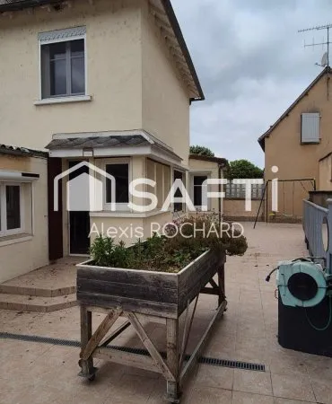 À vendre - Ensemble immobilier à Jouhet