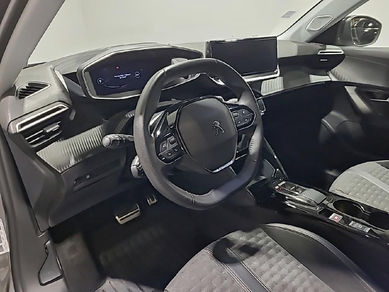 Peugeot 2008 puretech 130 s&s eat8 roadtrip — photo 11