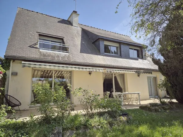 Maison Crach 7 pièce(s) 150 m2 - Terrain 1200m² env