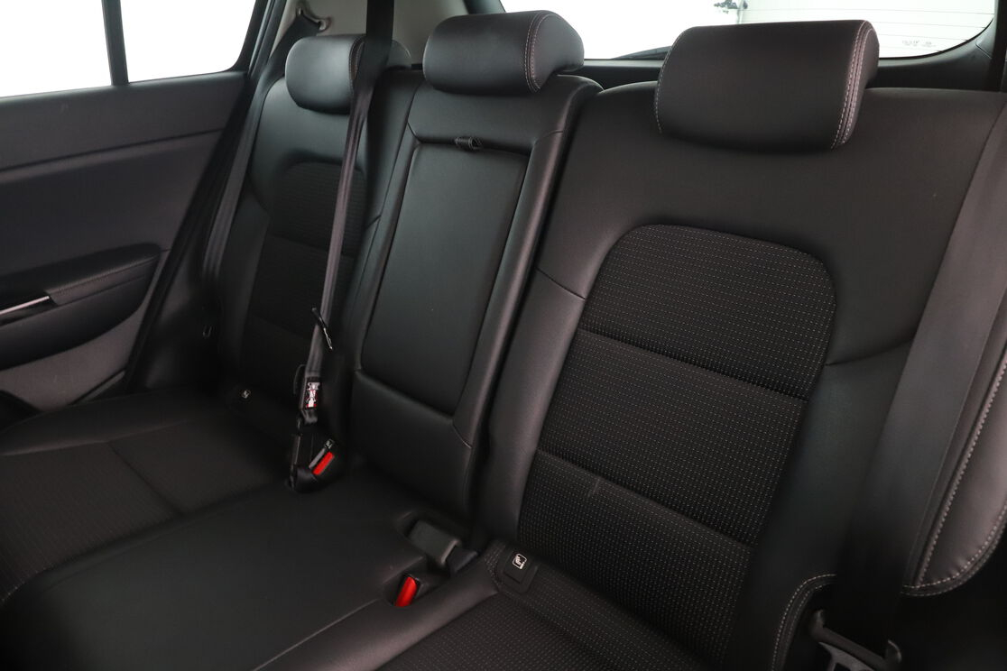 Kia Sportage 1.6 CRDi MHEV Black Edition 2WD DCT7 — photo 13