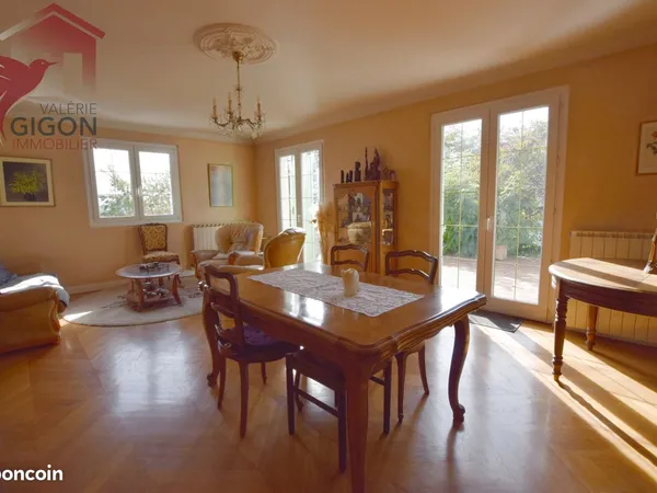 Maison 6 pièces 135 m²
