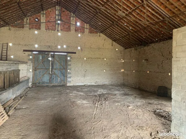 Hangar pour Camping-car/Caravane sous Vidéosurveillance