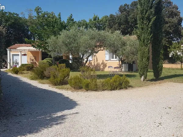 Maison Location Mirabeau 6p 113m² 1540€