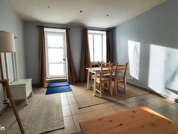 T3 meublé 60 m² rénové - 10 min à pied de la gare