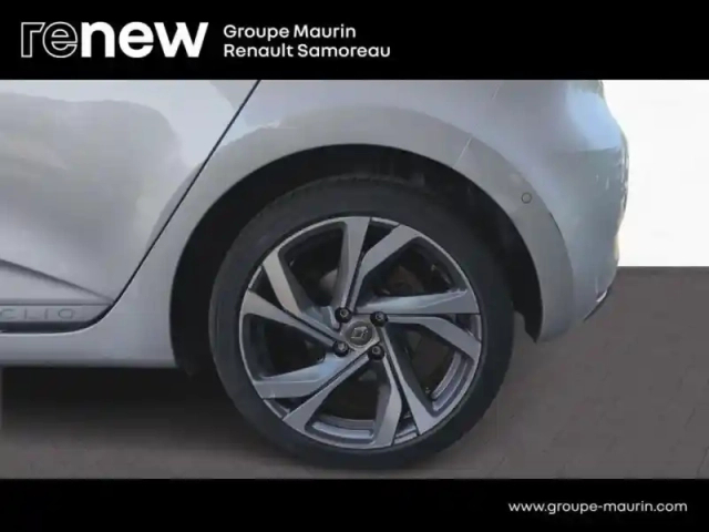 Renault Clio 1.3 tce 140ch rs line -21 — photo 8