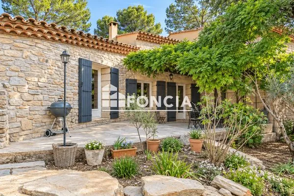 Maison 7 pièces 215 m²