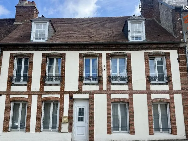 Maison 8 pièces 180 m²