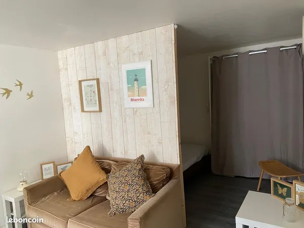 Location à l'année Biarritz studio et jardinet