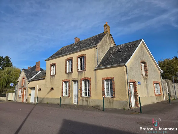 Maison à Saint Christophe du Luat
