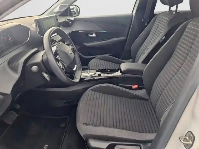 Peugeot 208 electrique 50 kwh 136ch — photo 31