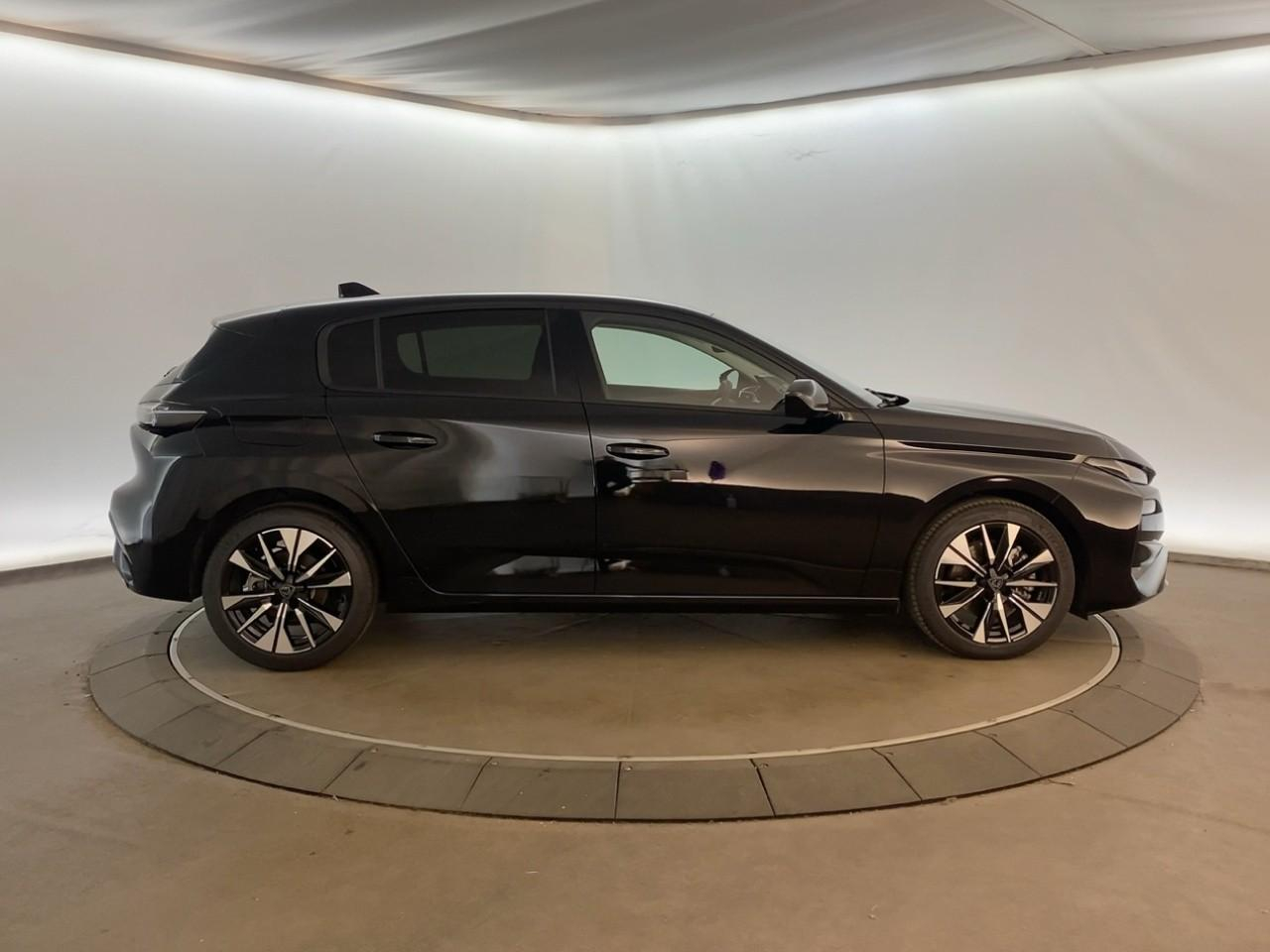 Peugeot 308 hybrid 145 e-dcs6 allure — photo 4