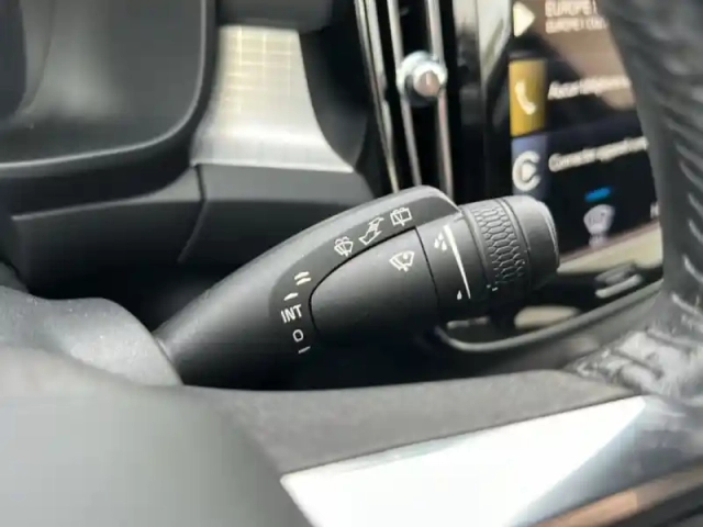 Volvo Xc40 t3 163 ch geartronic 8 — photo 16
