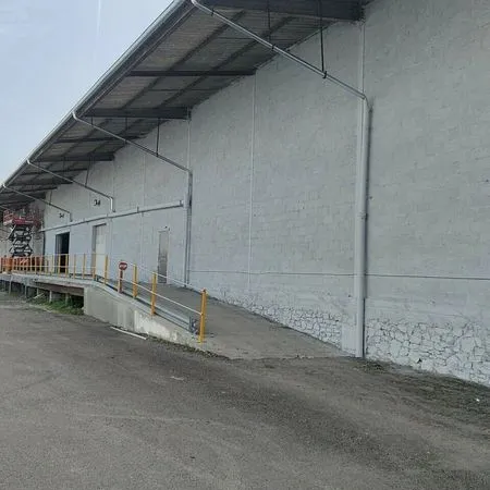 ENTREPOT - LOGISTIQUE 1200 m² BRIVE LA GAILLARDE