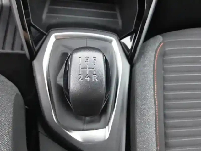 Peugeot 208 puretech 75 s&amp;s bvm5 — photo 28