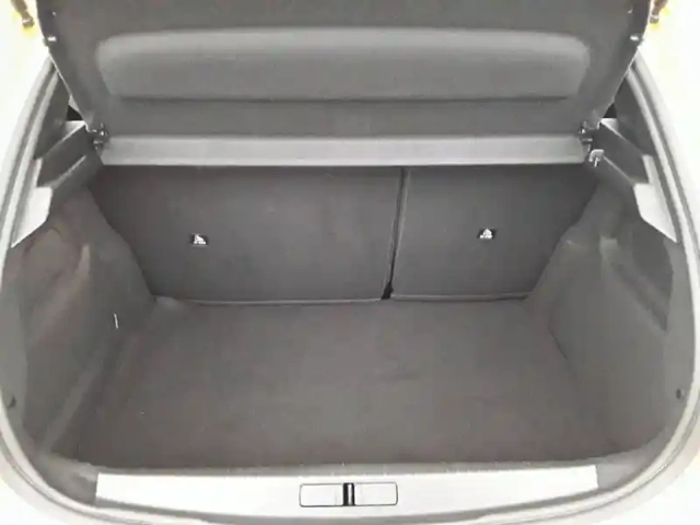 Peugeot 208 puretech 75 s&amp;s bvm5 — photo 31