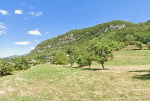 Terrain 670 m²
