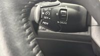 Peugeot 2008 1.2 PureTech 100ch S&S Style — photo 18