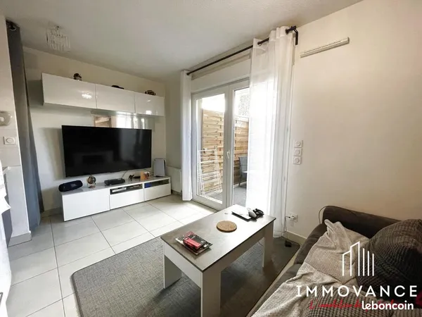 Studio 1 pièce 21 m²