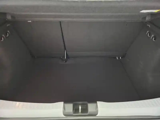 Dacia Sandero sce 65 — photo 19