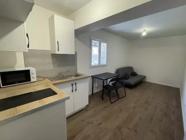 Loue appartement 18m²