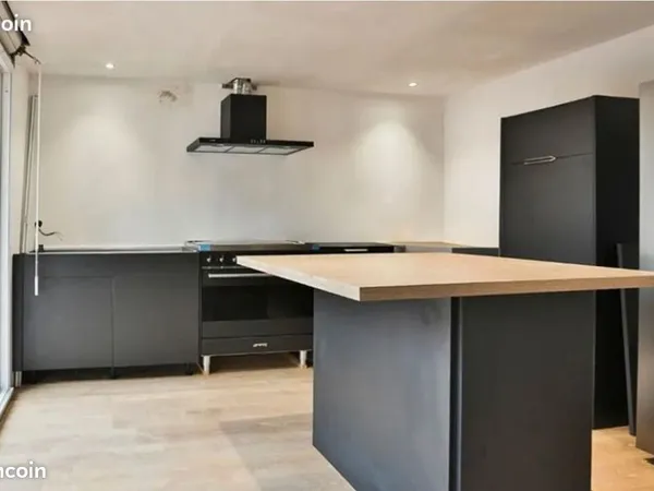 Maison 8 pièces 140 m²