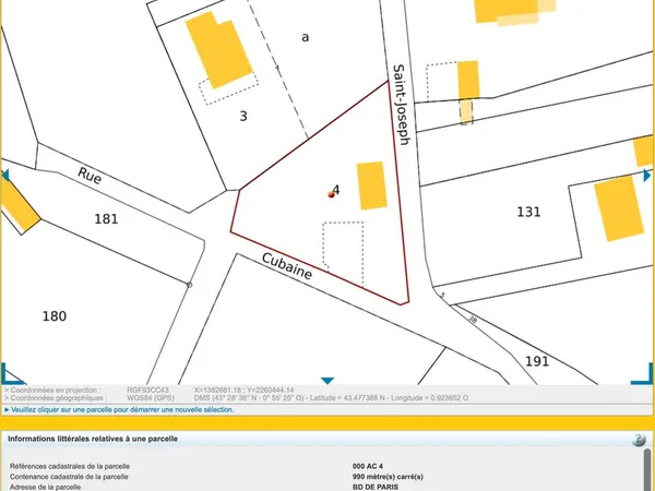 Terrain constructible 990m carrés, situé rue Cubaine, Salies de Béarn, ruine sur le terrain