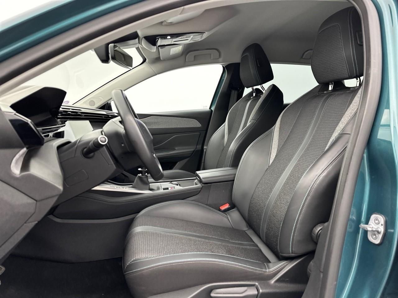Peugeot 308 sw puretech 130ch s&s bvm6 allure pack — photo 9