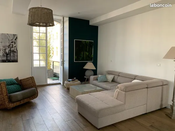 Location Appartement 3 chambres 130m2 à la Visitation