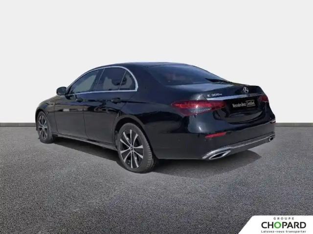Mercedes Classe E 300 e 9g-tronic — photo 40