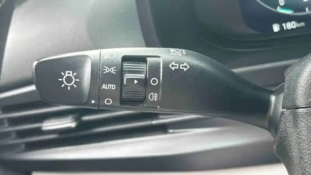 Hyundai I20 1.0 t-gdi 100 dct-7 hybrid 48v — photo 20