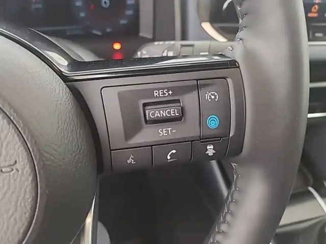 Nissan Qashqai mild hybrid 140 ch — photo 74
