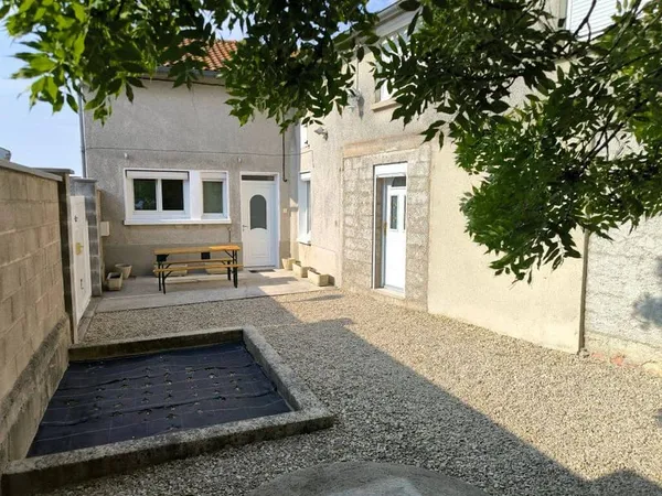 Maison 6 pièces 148 m²
