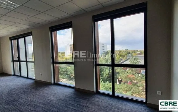 Bureau 431 m²