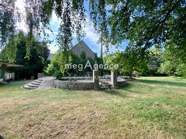Maison ancienne avec accès direct à la Loire