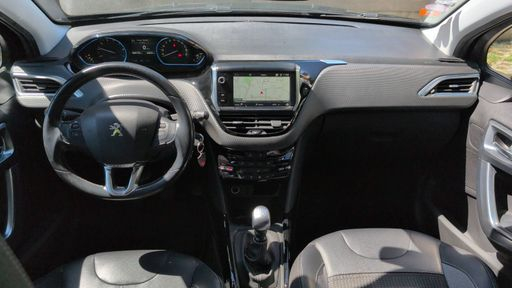 Peugeot 2008 1.2 Puretech 130 Crossway - Allure – 2019 – 78124 km – Essence – Boîte Manuelle — photo 23