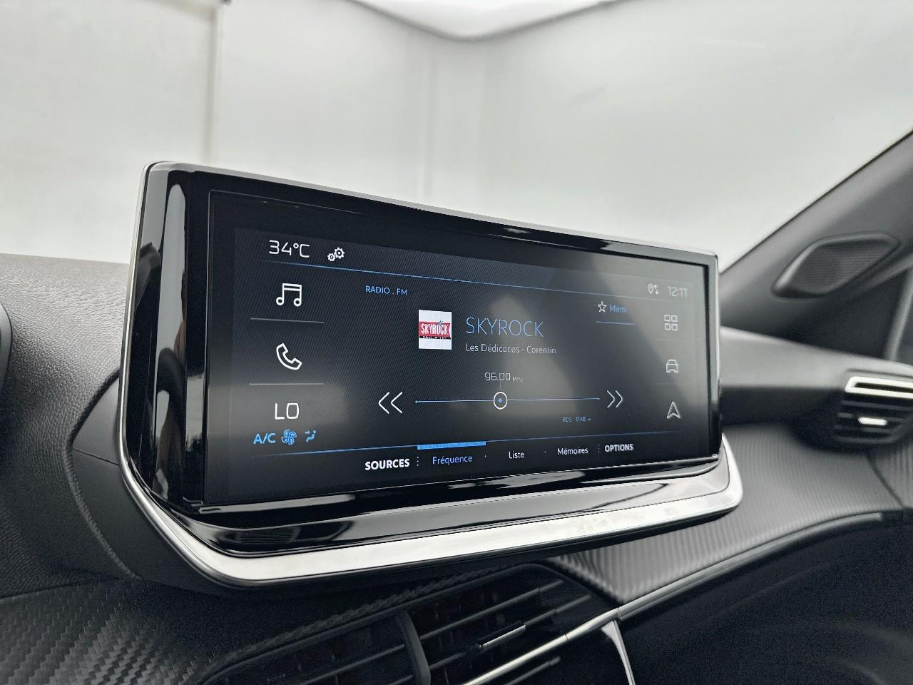 Peugeot 2008 100 s&s bvm6 style — photo 22
