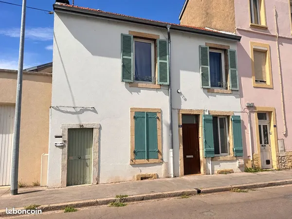 Immeuble 5 pièces 74 m²