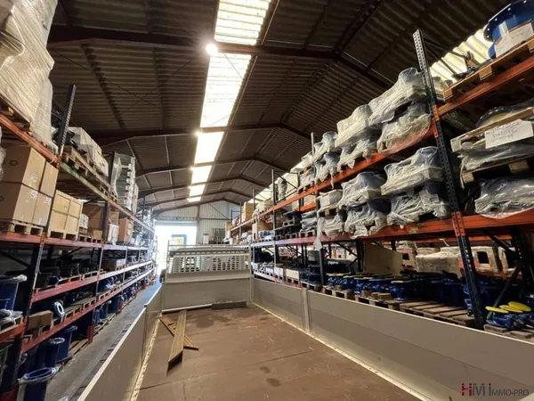 Local professionnel 532 m²