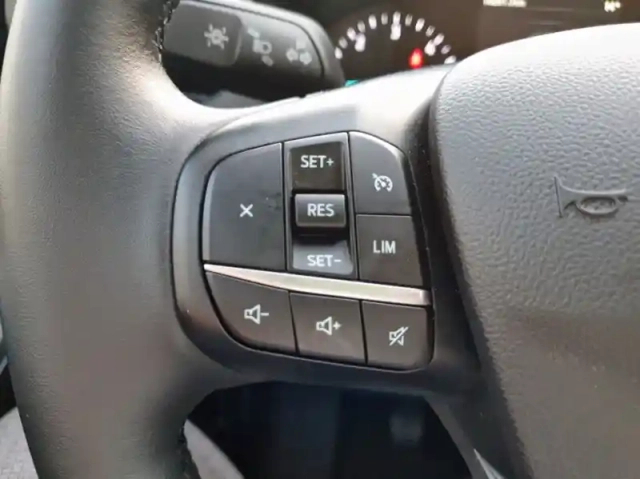 Ford Kuga 1.5 ecoblue 120ch titanium — photo 16