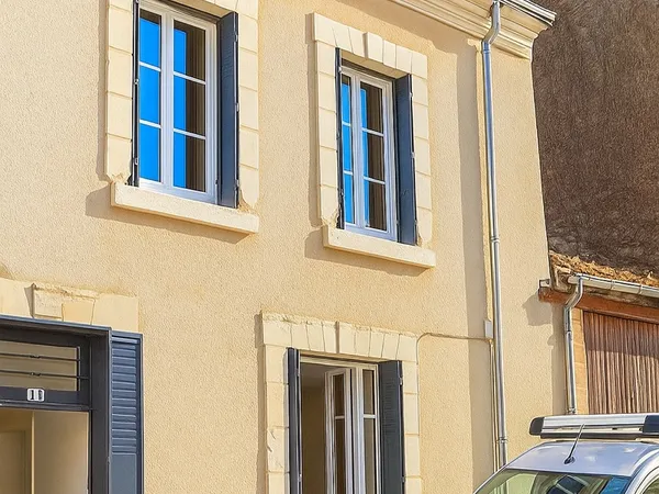 Loue maison de bourg et de charme entièrement rénovée et meublée