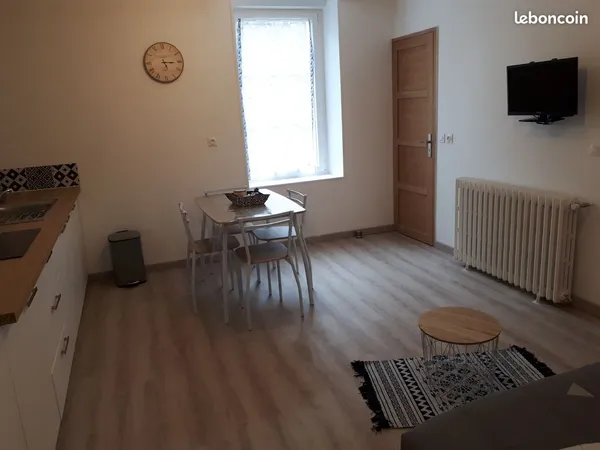 Appartement meublé à louer centre ville Mayenne