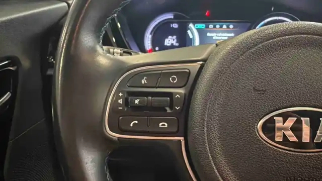 Kia Niro e- electrique 204 ch — photo 19