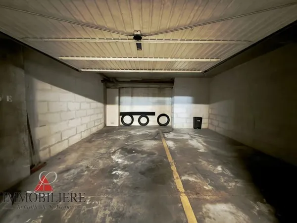A VENDRE GARAGE PORT-COGOLIN