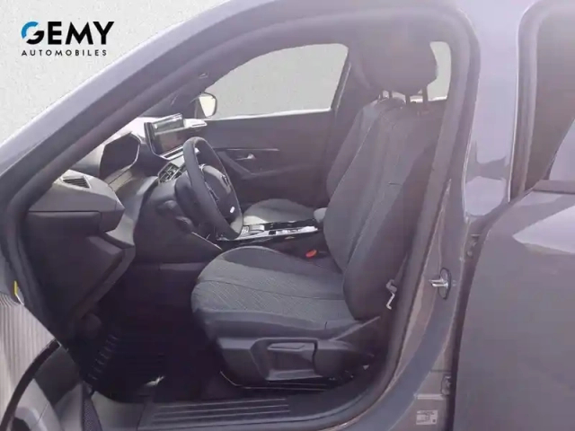 Peugeot 2008 electrique 54 kwh 156 ch — photo 41