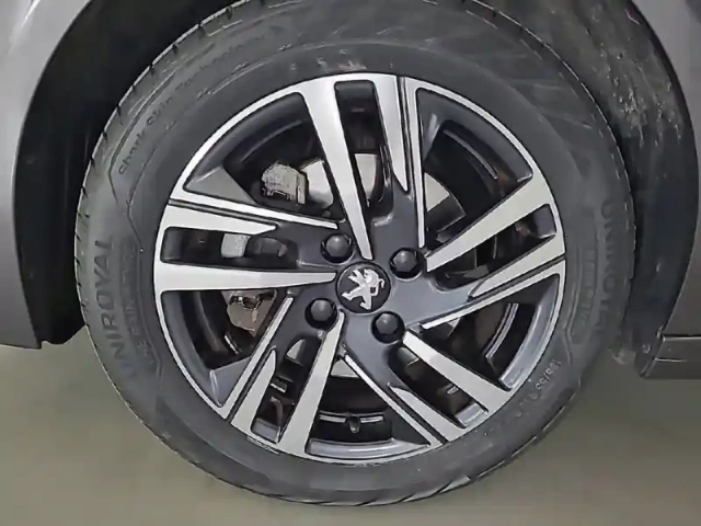 Peugeot 208 puretech 100 s&amp;s eat8 — photo 53