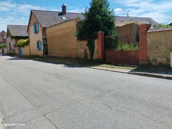 Terrain constructible - 800 M2 - yermenonville
