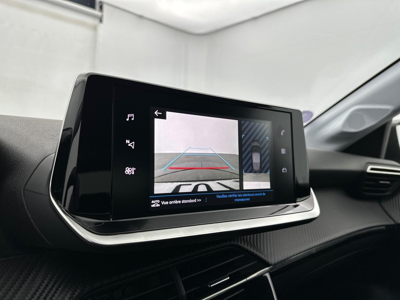 Peugeot 208 puretech 100 s&s bvm6 style — photo 25