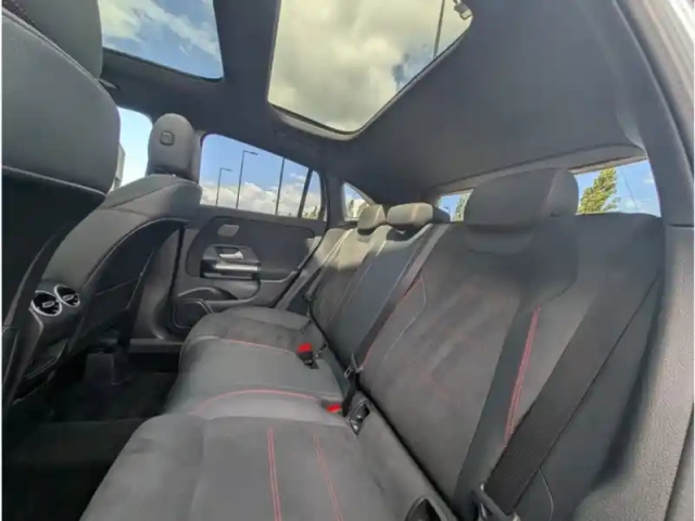 Mercedes Gla 200 d — photo 19