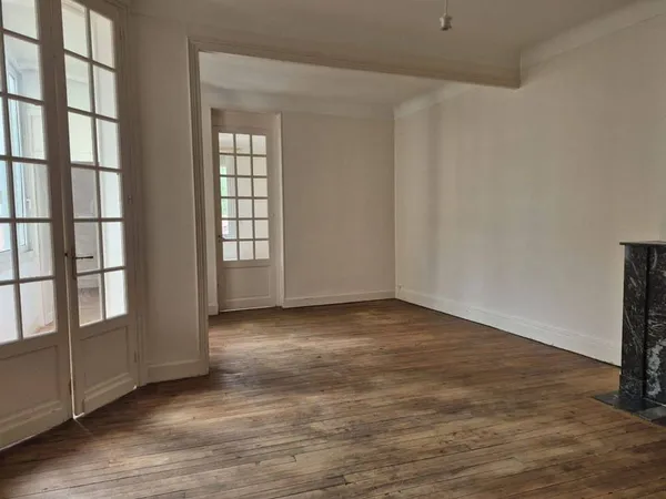 Appartement 6 pièces 103 m²